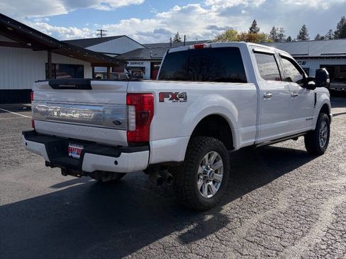 Used 2017 Ford F250 Platinum w/ Platinum Ultimate Package AWD/4WD image 5