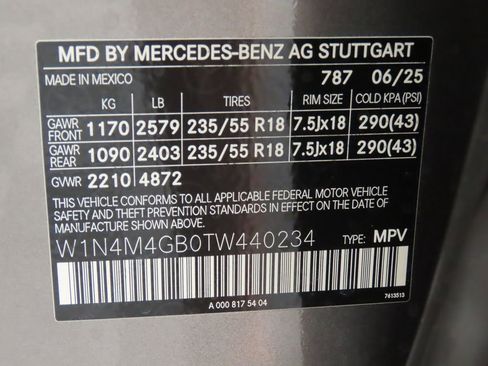 New 2026 Mercedes-Benz GLB 250 image 32