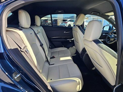 Used 2022 Cadillac XT4 Sport FWD image 12