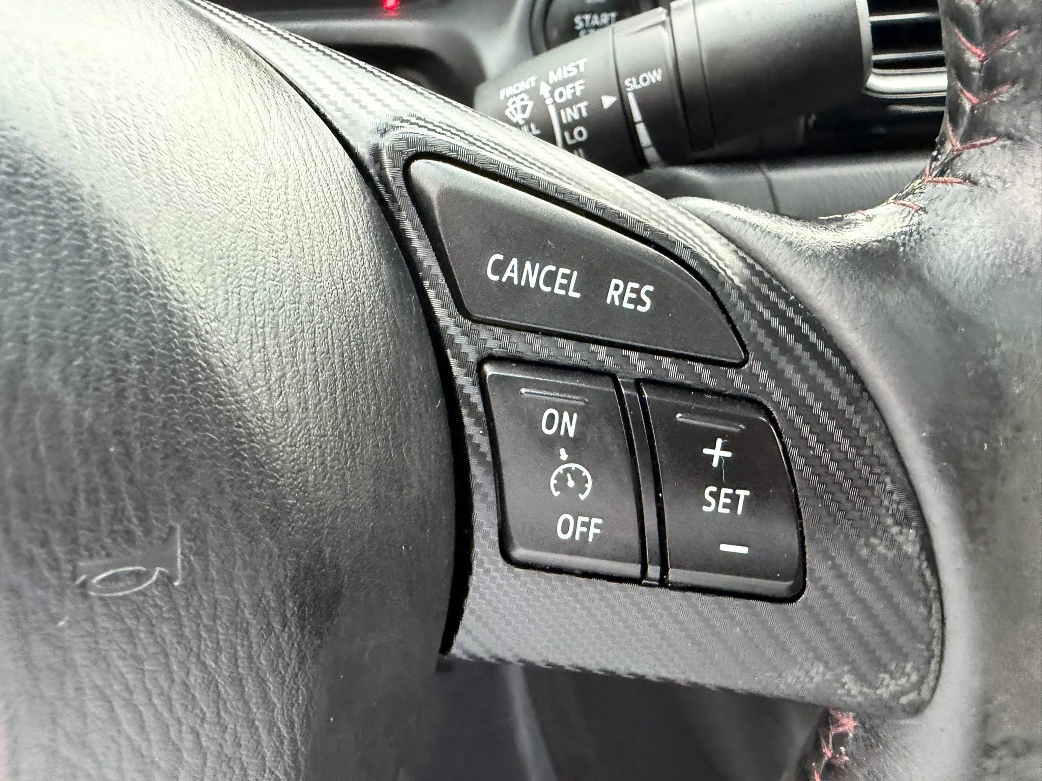Used 2014 MAZDA MAZDA3 i Touring w/ Moonroof Package 1 FWD image 36