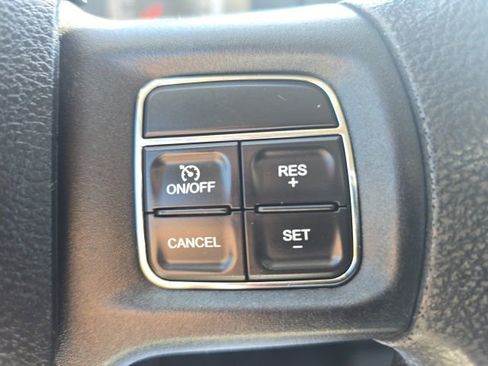 Used 2015 RAM 3500 Tradesman w/ Chrome Appearance Group AWD/4WD image 17