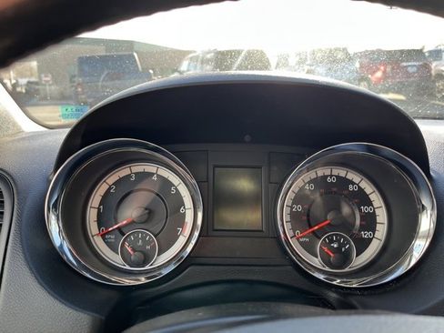 Used 2019 Dodge Grand Caravan GT image 39