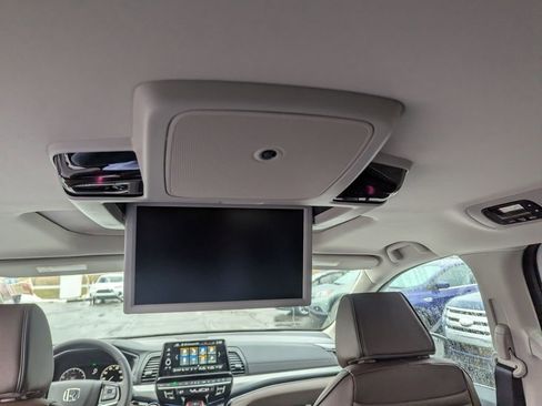 New 2026 Honda Odyssey Touring image 14