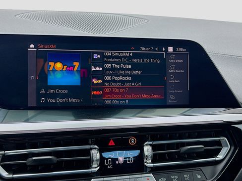 Used 2023 BMW Z4 sDrive30i w/ Driving Assistance Package image 11