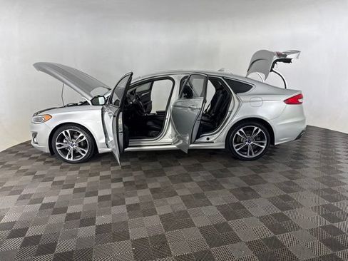 Used 2019 Ford Fusion Titanium AWD/4WD image 9