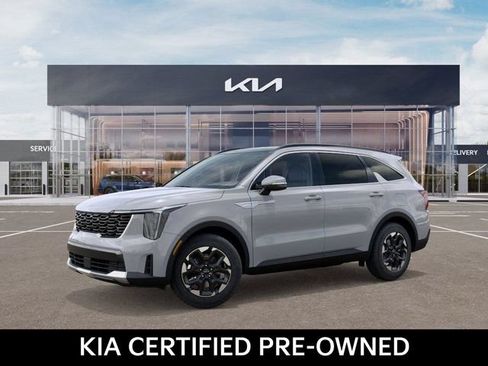 Certified 2026 Kia Sorento S w/ S Panoramic Sunroof Package FWD image 3