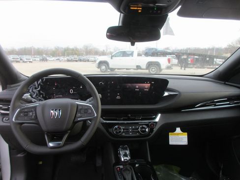 New 2026 Buick Envista Sport Touring image 16