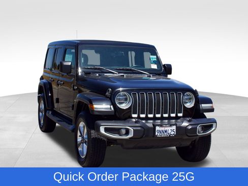 Used 2021 Jeep Wrangler Unlimited Sahara AWD/4WD image 3
