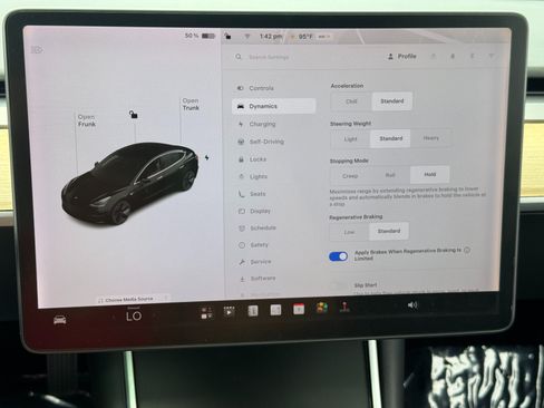 Used 2018 Tesla Model 3 Long Range RWD image 25