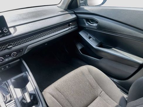 Used 2024 Honda Accord EX image 23