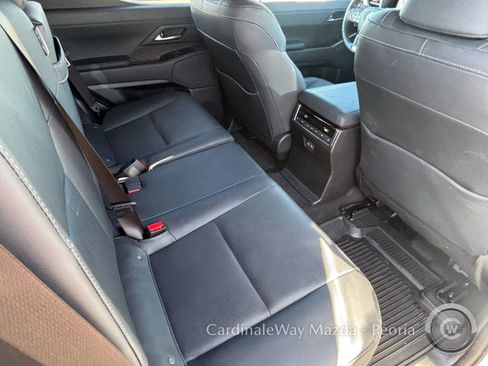 Used 2025 Lexus GX 550 w/ Accessory Package (31) image 31