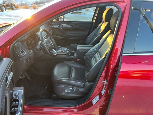 Used 2023 MAZDA CX-9 Signature image 11