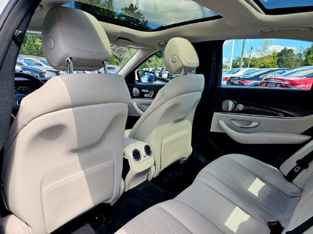 Used 2023 Mercedes-Benz E 450 4MATIC Sedan image 26