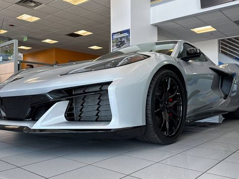 New 2027 Chevrolet Corvette Grand Sport w/ Z52 Sport Performance Package RWD image 6