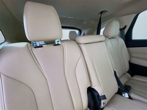 Used 2023 Acura MDX FWD w/ Technology Package image 29