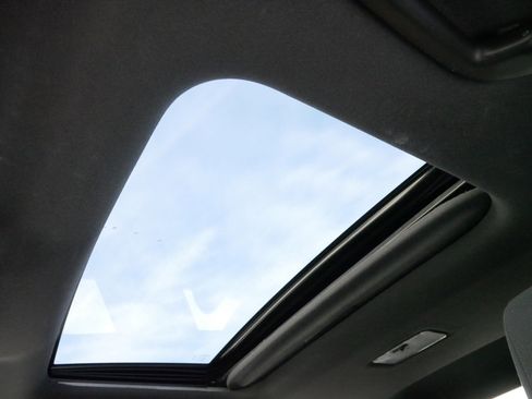 Certified 2020 Toyota Corolla SE image 31