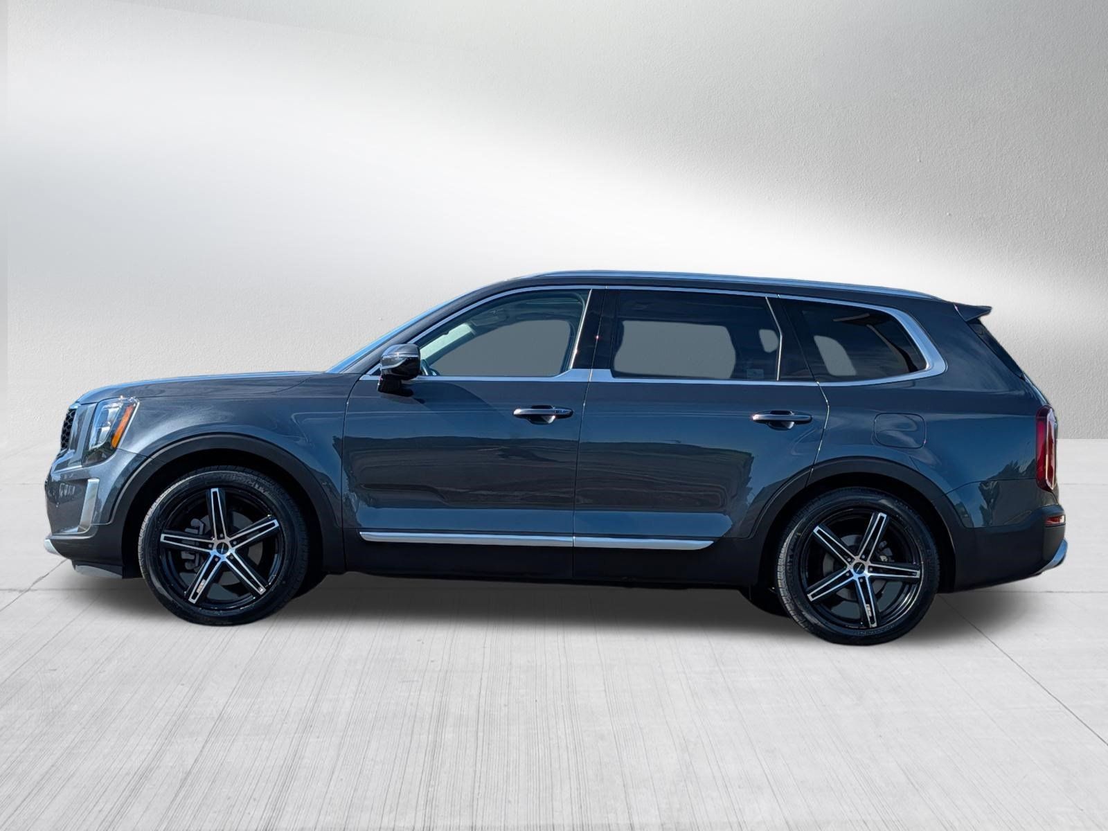 Used 2022 Kia Telluride SX w/ SX Prestige Package AWD/4WD image 6