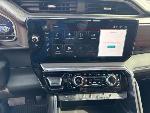 Used 2024 GMC Sierra 1500 Denali Ultimate image 16