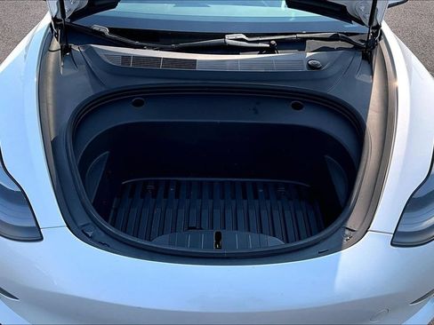 Used 2021 Tesla Model 3 Long Range AWD/4WD image 10
