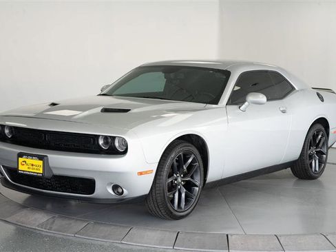 Used 2022 Dodge Challenger SXT w/ Blacktop Package image 4