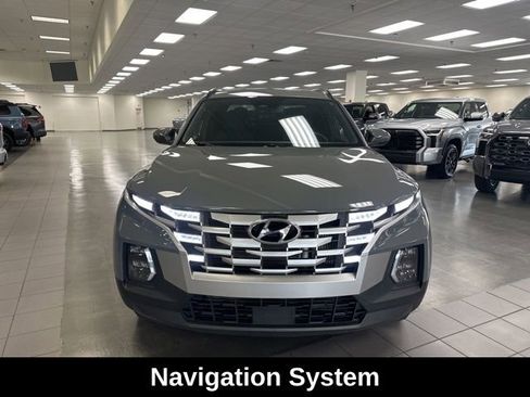 Used 2023 Hyundai Santa Cruz SEL Premium AWD/4WD image 2