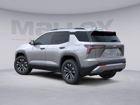 New 2026 Chevrolet Equinox LT image 3