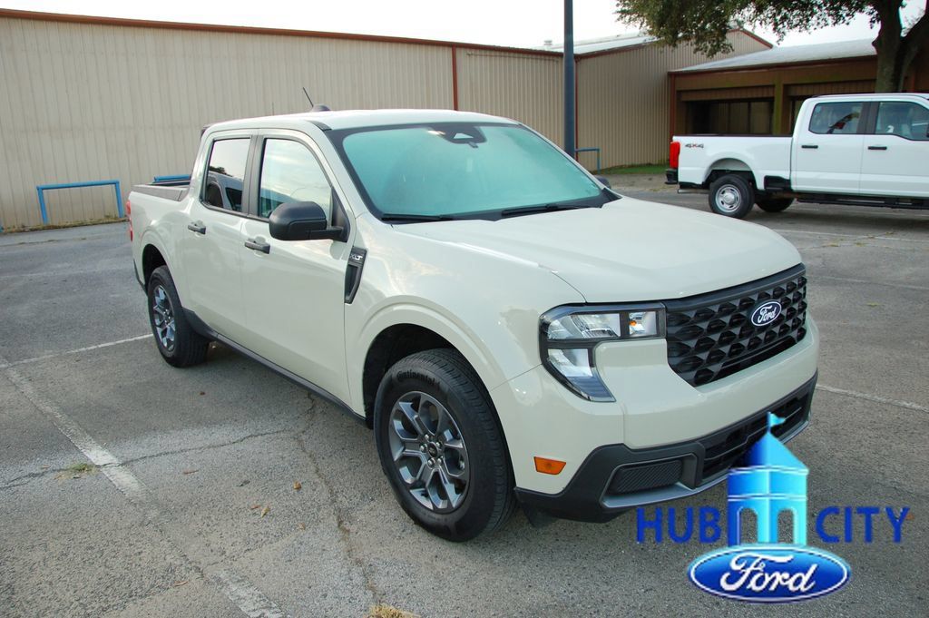 Used 2025 Ford Maverick XLT FWD image 7