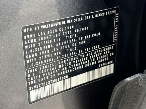 Used 2026 Volkswagen Taos SE FWD image 29