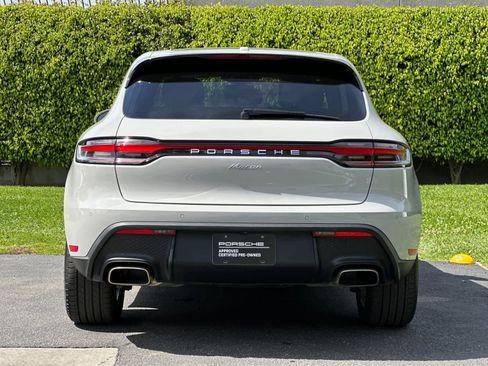 Certified 2025 Porsche Macan AWD/4WD image 7