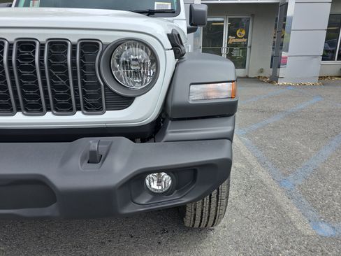 New 2026 Jeep Wrangler Unlimited Sport w/ Convenience Group AWD/4WD image 10