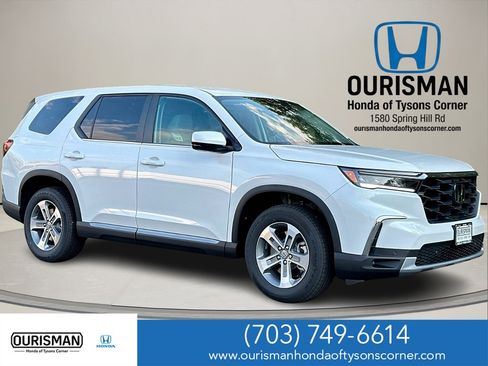 New 2025 Honda Pilot EX-L image 1