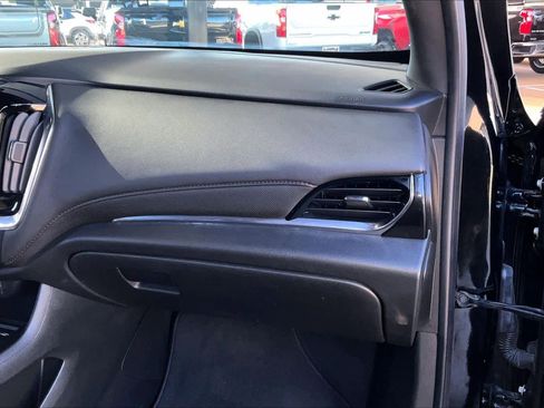 Used 2024 Chevrolet Traverse RS image 17