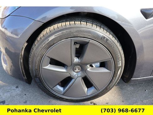 Used 2023 Tesla Model 3 Standard Range image 23