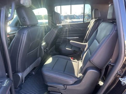 Certified 2025 Chevrolet Traverse Z71 w/ Driver Confidence Package image 28