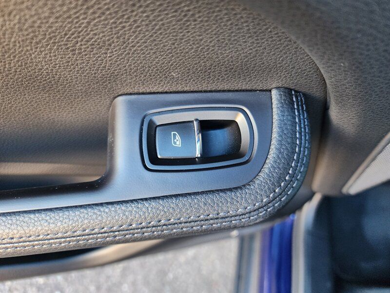 Used 2022 Porsche Macan AWD/4WD image 74