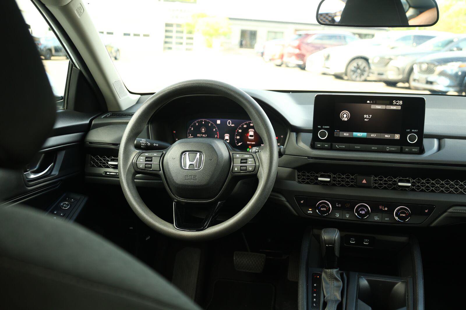 Used 2024 Honda Accord EX image 26