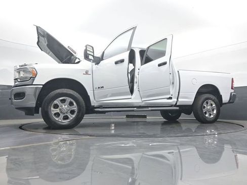 Used 2024 RAM 2500 Big Horn image 59