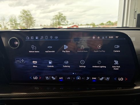 Used 2025 Chevrolet Traverse High Country w/ LPO, Floor Liner Package image 16