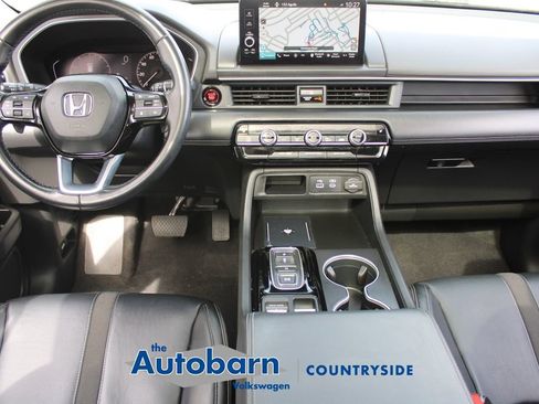 Used 2023 Honda Pilot Touring image 22