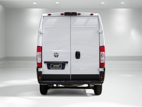 Used 2023 RAM ProMaster 2500 image 7
