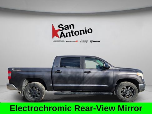 Used 2017 Toyota Tundra SR5 image 8