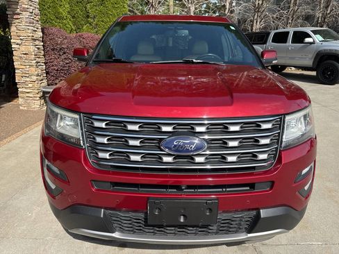 Used 2017 Ford Explorer Limited AWD/4WD image 9