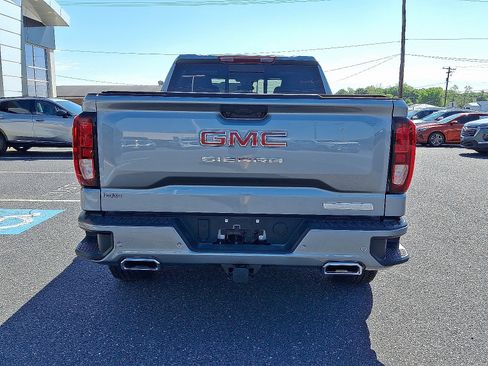 Used 2026 GMC Sierra 1500 Elevation w/ Elevation Premium Package AWD/4WD image 5