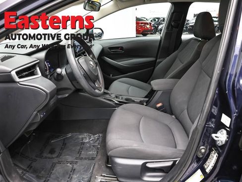 Used 2022 Toyota Corolla LE FWD image 13