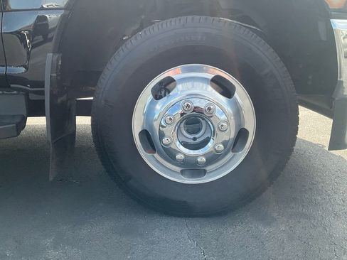 Used 2022 Ford F350 Lariat w/ Lariat Ultimate Package image 10