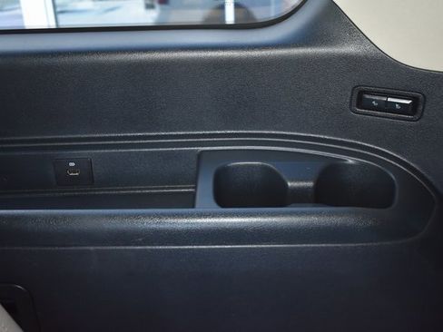 Used 2023 Ford Expedition Max XLT image 50