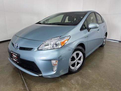 Used 2012 Toyota Prius Two FWD image 1