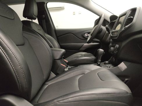 Used 2022 Jeep Cherokee Latitude Lux w/ Sun & Sound Group image 21