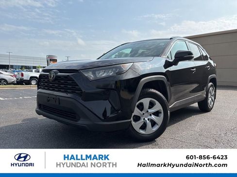 Used 2019 Toyota RAV4 LE w/ All Weather Liner Package AWD/4WD image 1