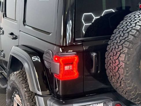 Certified 2024 Jeep Wrangler Unlimited Rubicon 392 w/ Dual Top Group AWD/4WD image 10